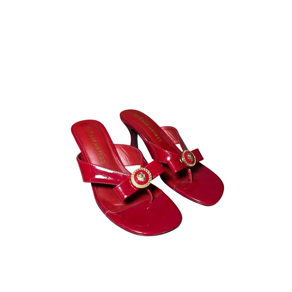 Red Medusa Thong Kitten Heel Sandal Size 6